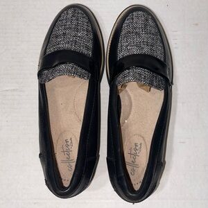 Clarks Ultimate Comfort‎ Collection Womens Shoes Sz 8 Black Plaid Office Slip On